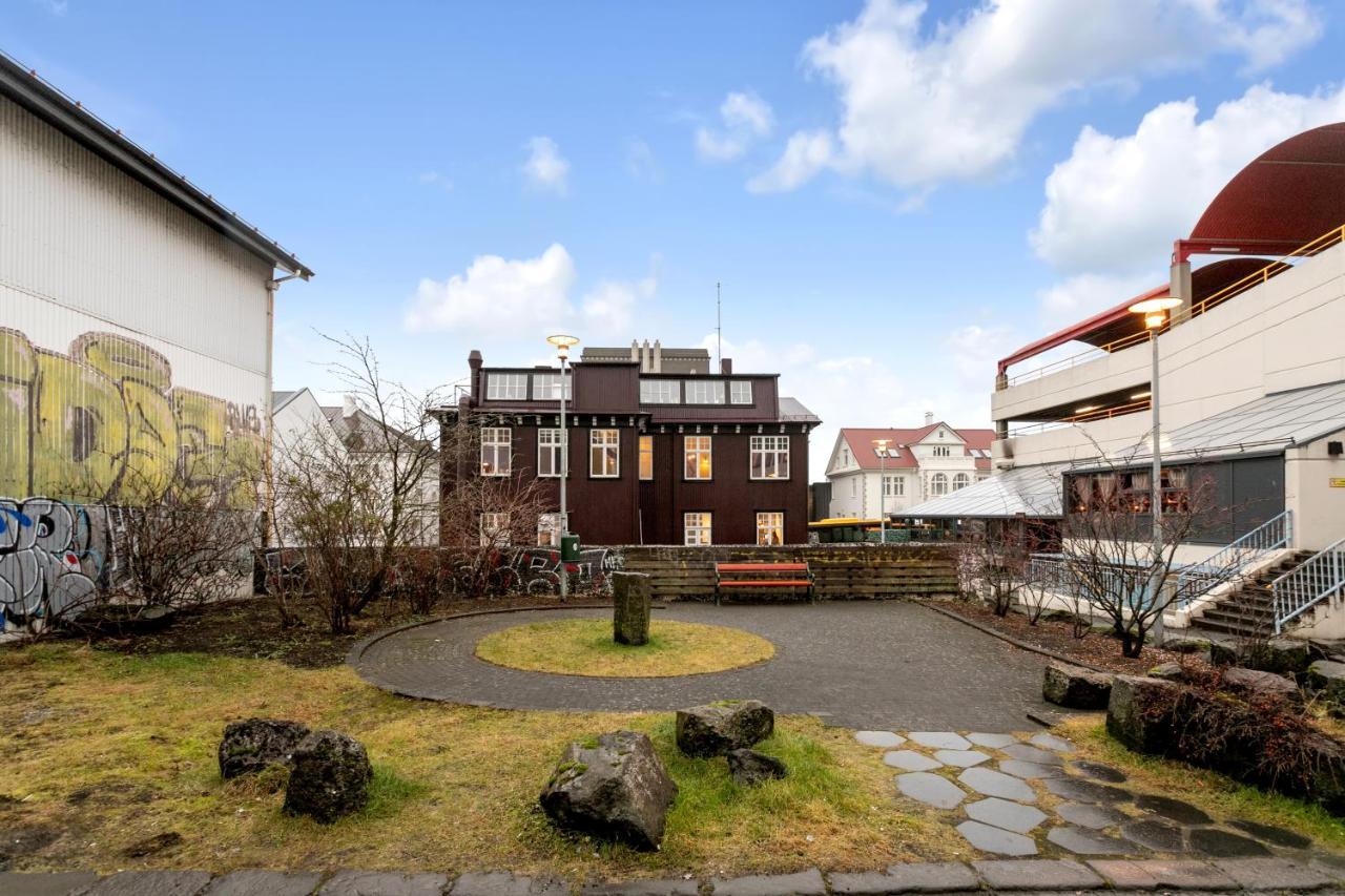Sunny Central Reykjavik Apartment Экстерьер фото
